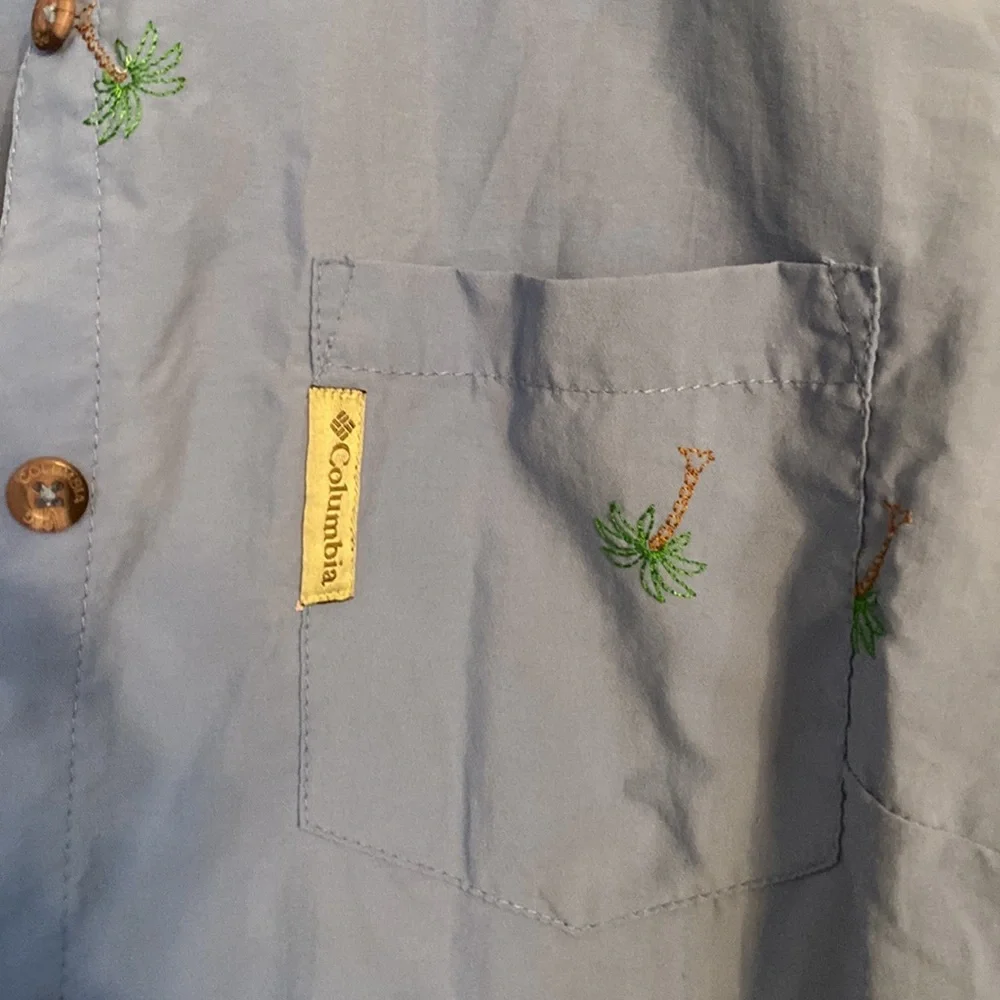 Columbia button up shirt - Picture 2 of 6